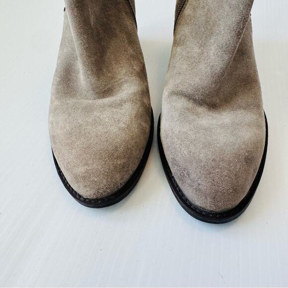 Sofft Wilton pietra grey stacked heeled bootie suede size 11 - Picture 2 of 9